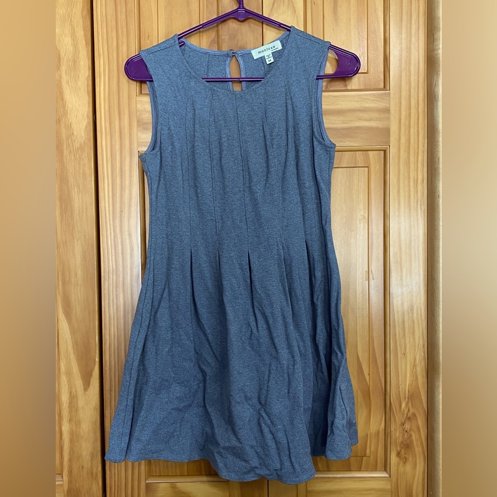 Junior’s Size M Montreal Sleeveless Gray Dress
